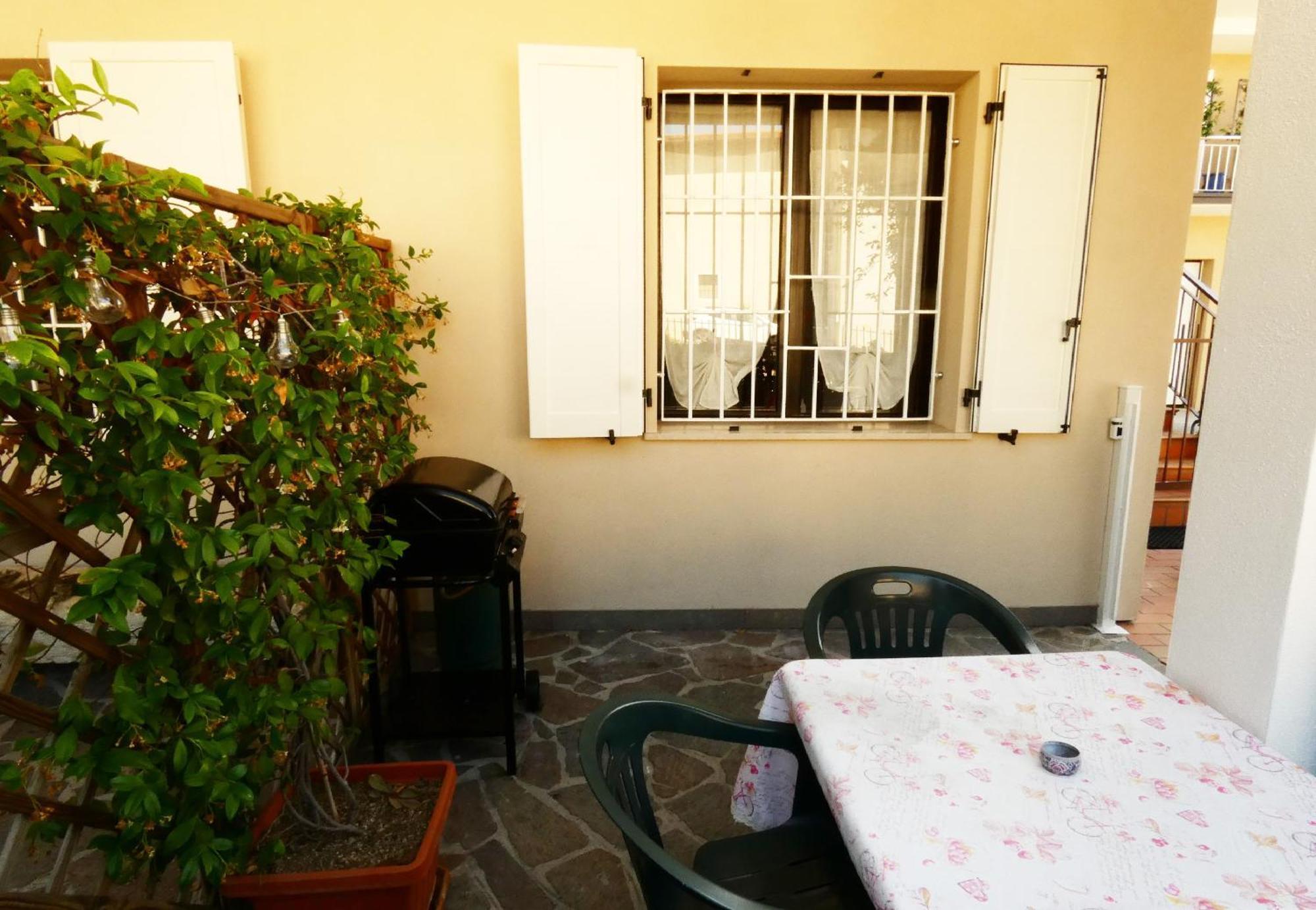 Casa Vacanze Sabrina 폴페나체 델 가르다 외부 사진